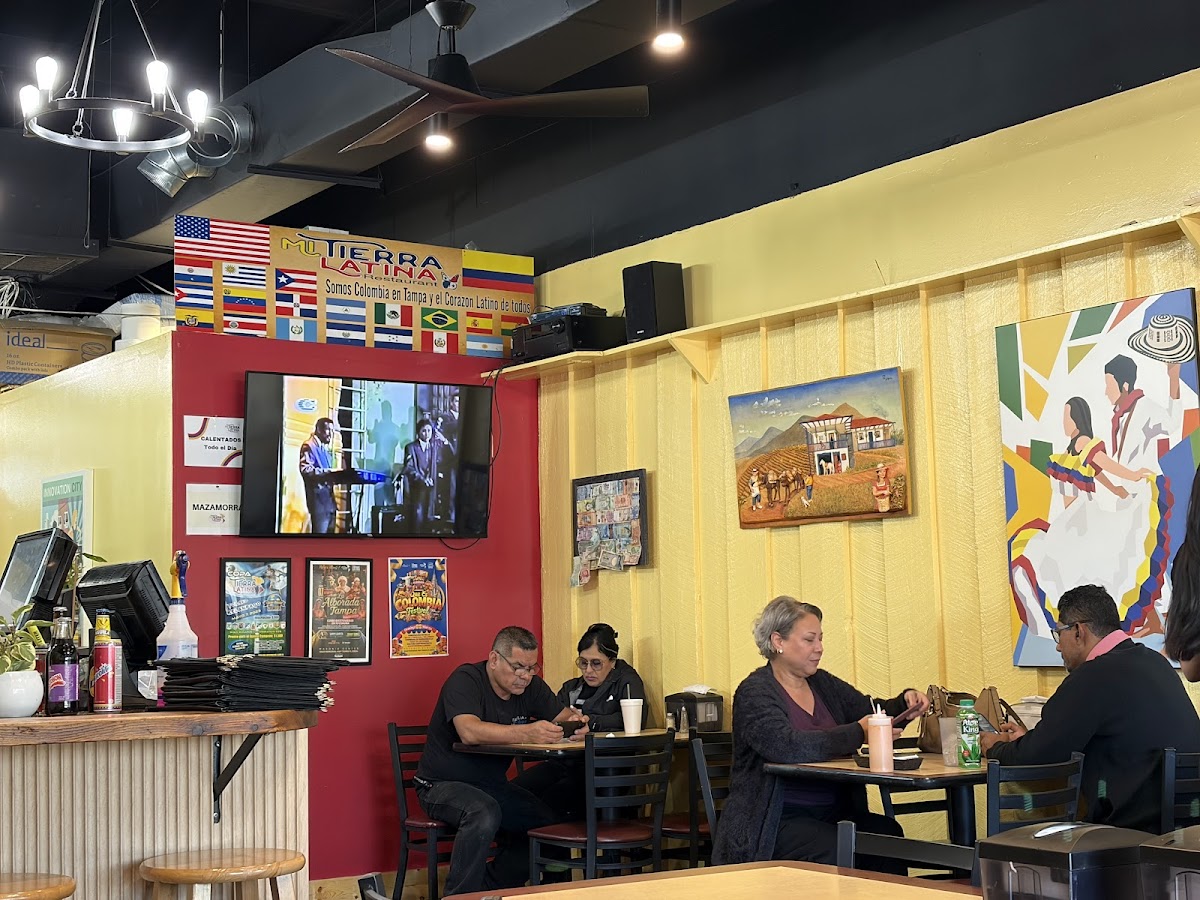 Mi Tierra Latina Photo 3