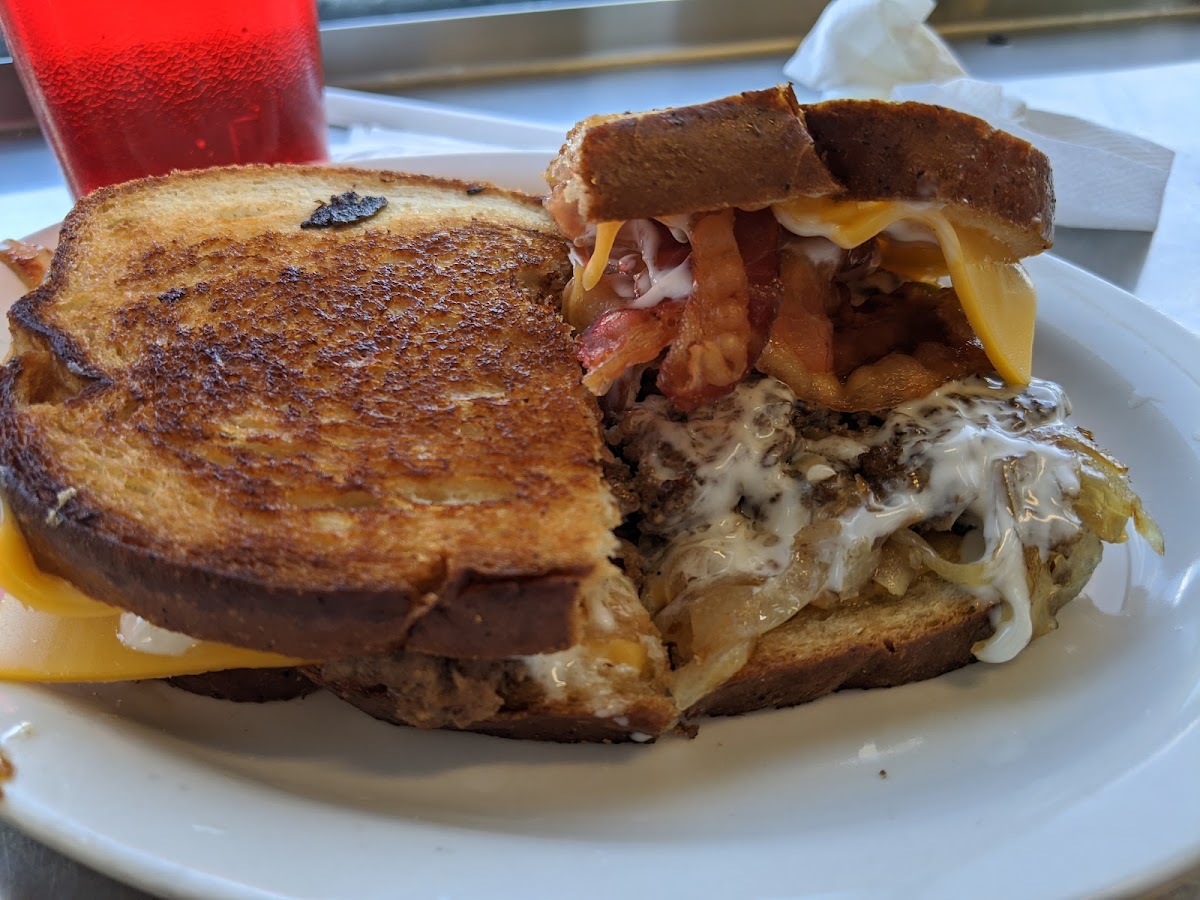 Hunter House Hamburgers Photo 6