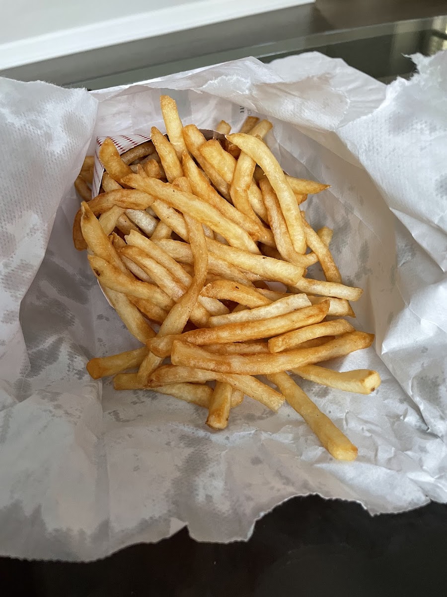 Hunter House Hamburgers Photo 8