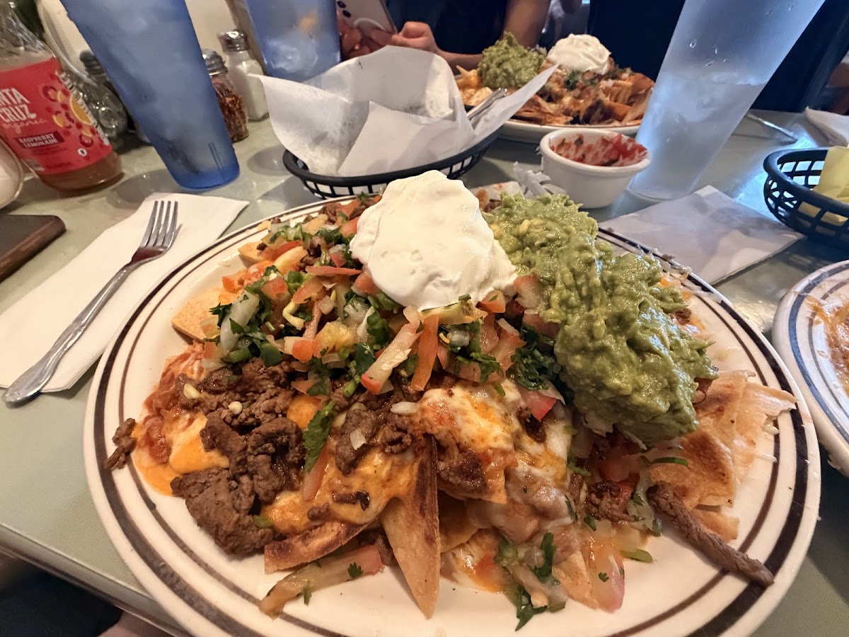 El Farolito Mexican Restaurant Photo 4