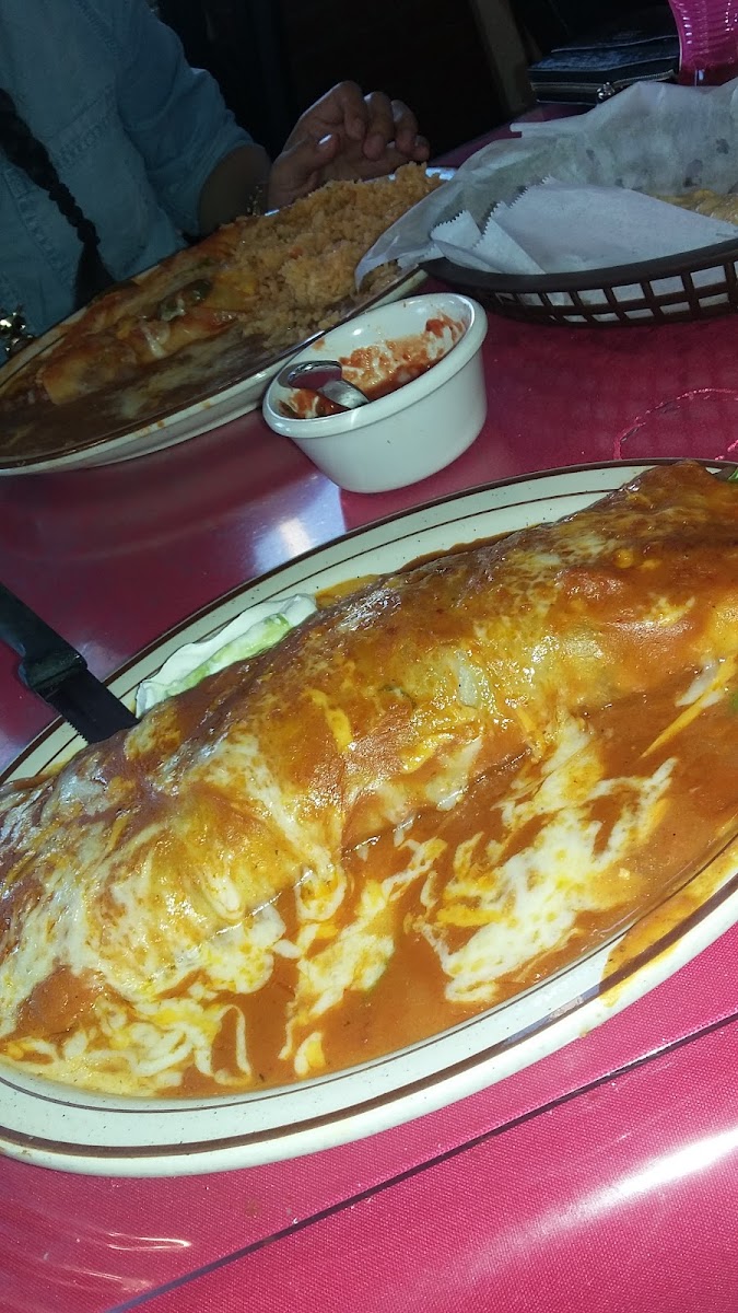 El Farolito Mexican Restaurant Photo 7