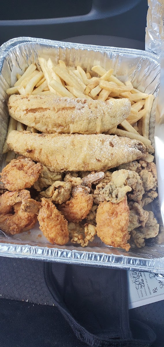 Snappers Fish And Chicken Photo 7