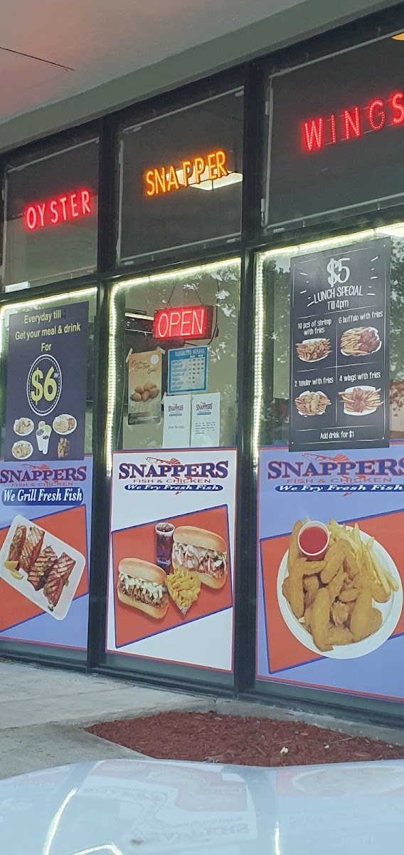 Snappers Fish And Chicken Photo Menu 10