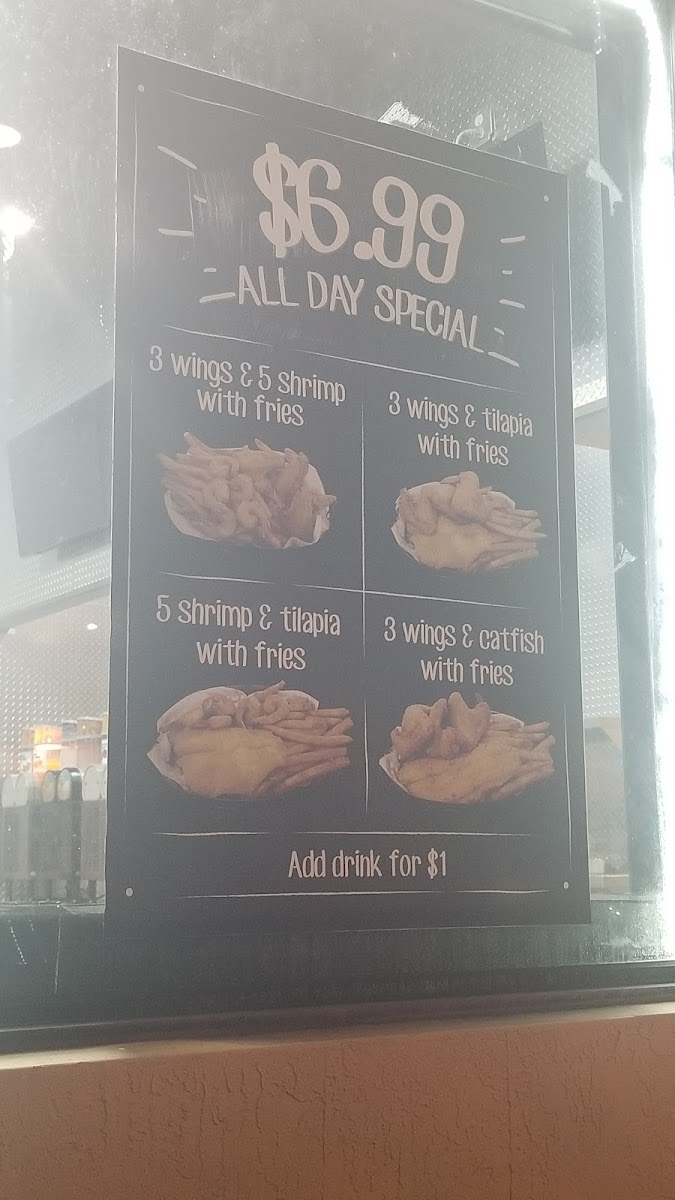 Snappers Fish And Chicken Photo Menu 7