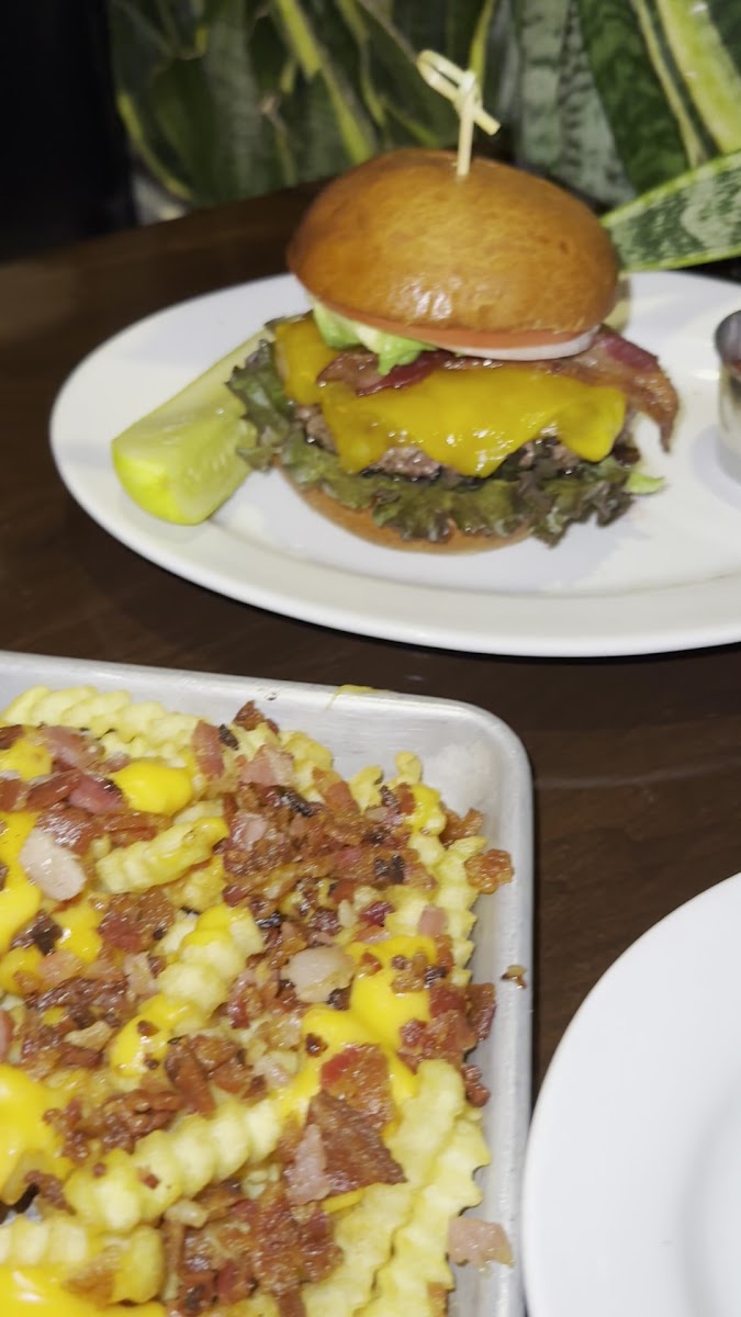 5 Napkin Burger Photo 2