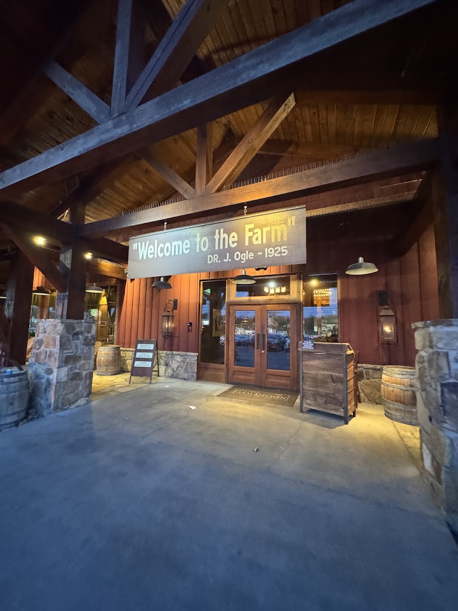 Five Oaks Farm Kitchen Photo 1