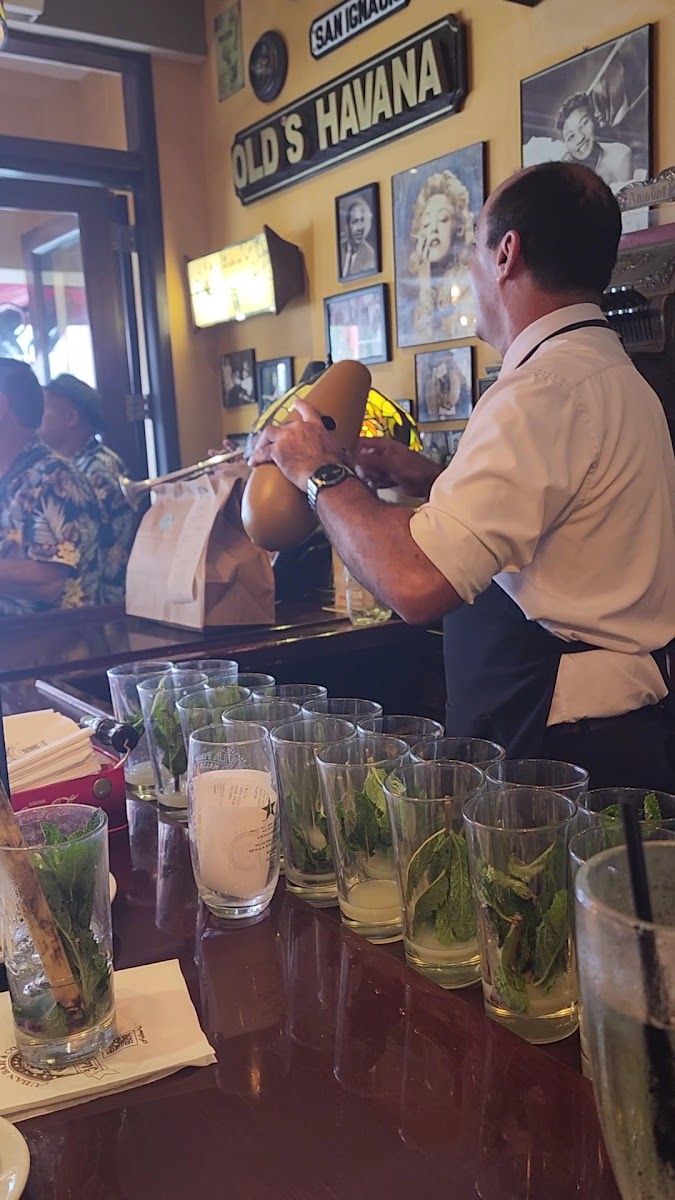 Old's Havana Cuban Bar & Cocina Photo 2