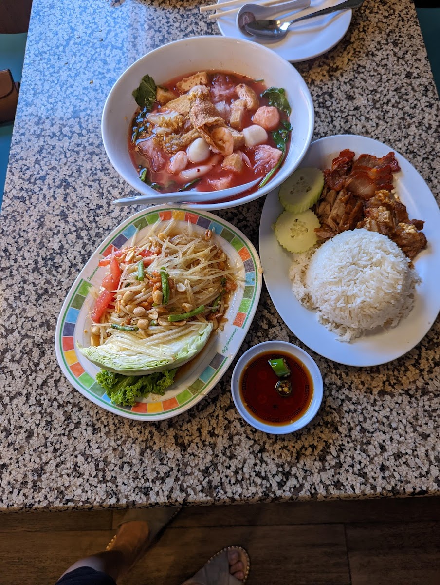 Sanamluang Cafe Hollywood Photo 5