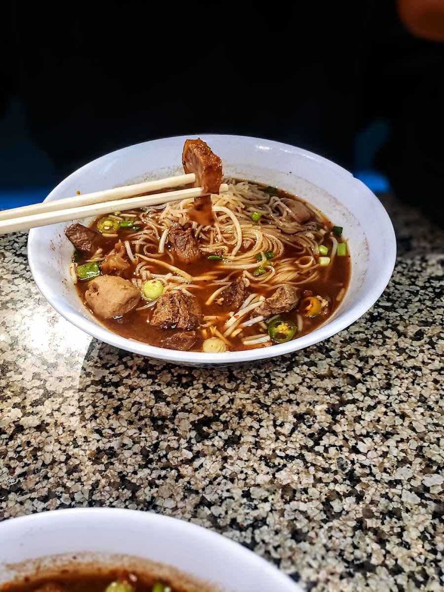 Sanamluang Cafe Hollywood Photo 7