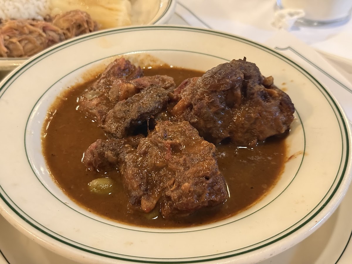 Versailles Restaurant Cuban Cuisine Photo 4