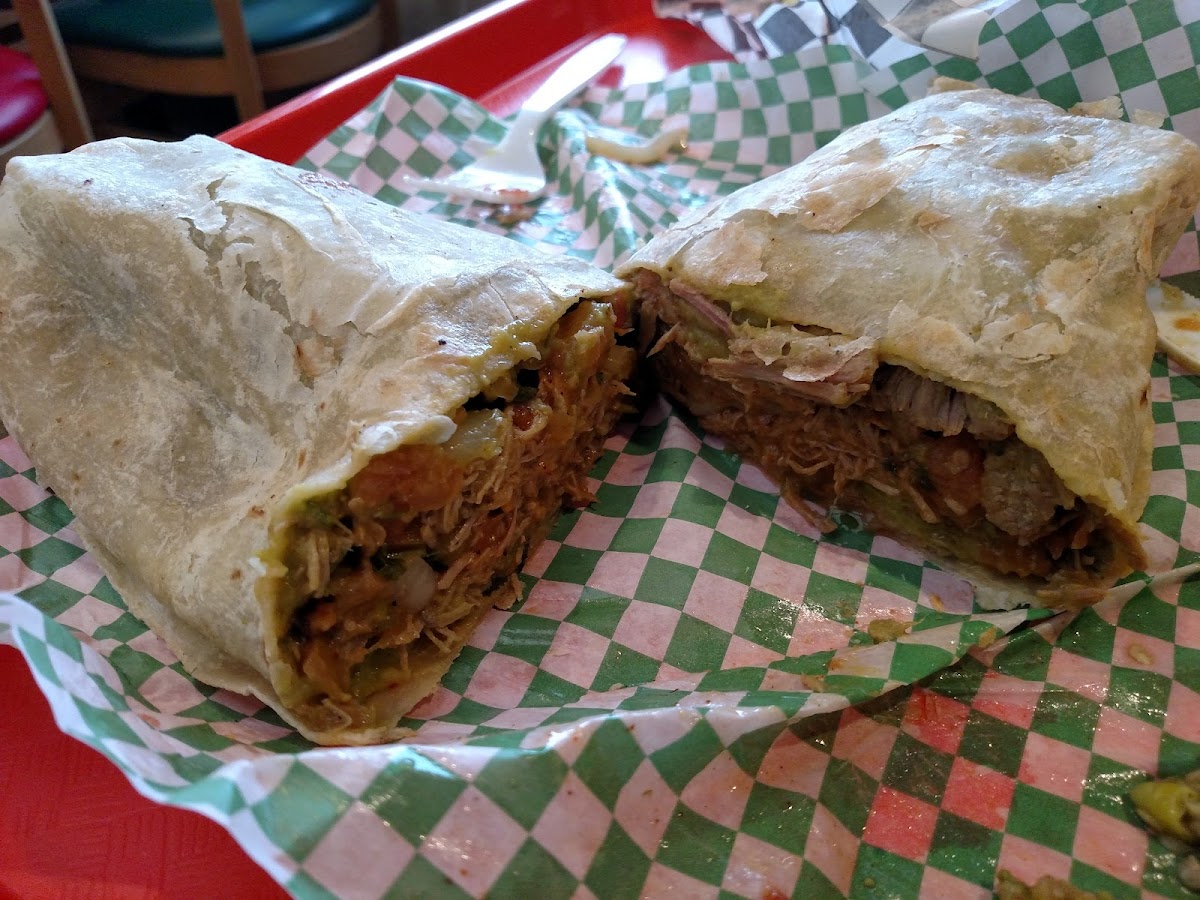 El Indio Mexican Restaurant and Catering Photo 9