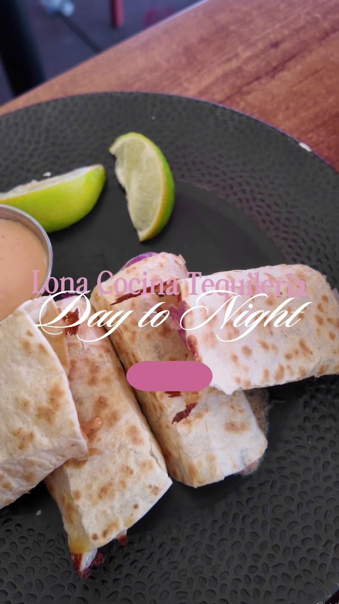 Lona Cocina Tequileria Photo 2