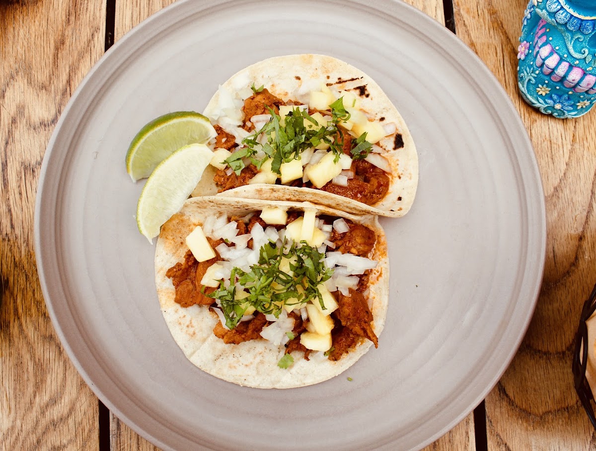 Lona Cocina Tequileria Photo 6