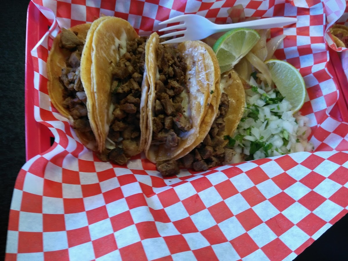 Fito's Tacos De Trompo Photo 7
