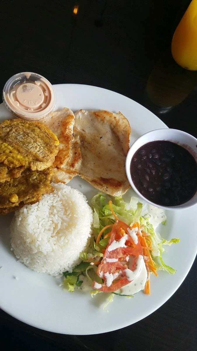 Sofrito Latin Cafe Photo 8