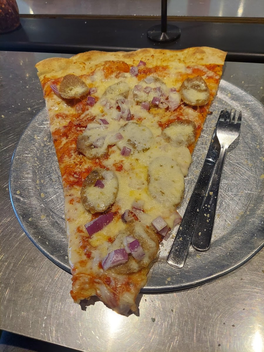 Lazy Moon Pizza Photo 10