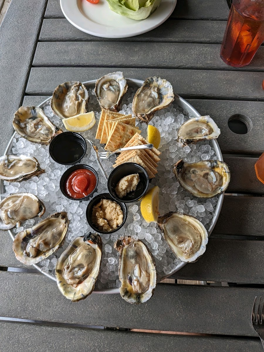 Boshamps Seafood and Oyster House Photo 5