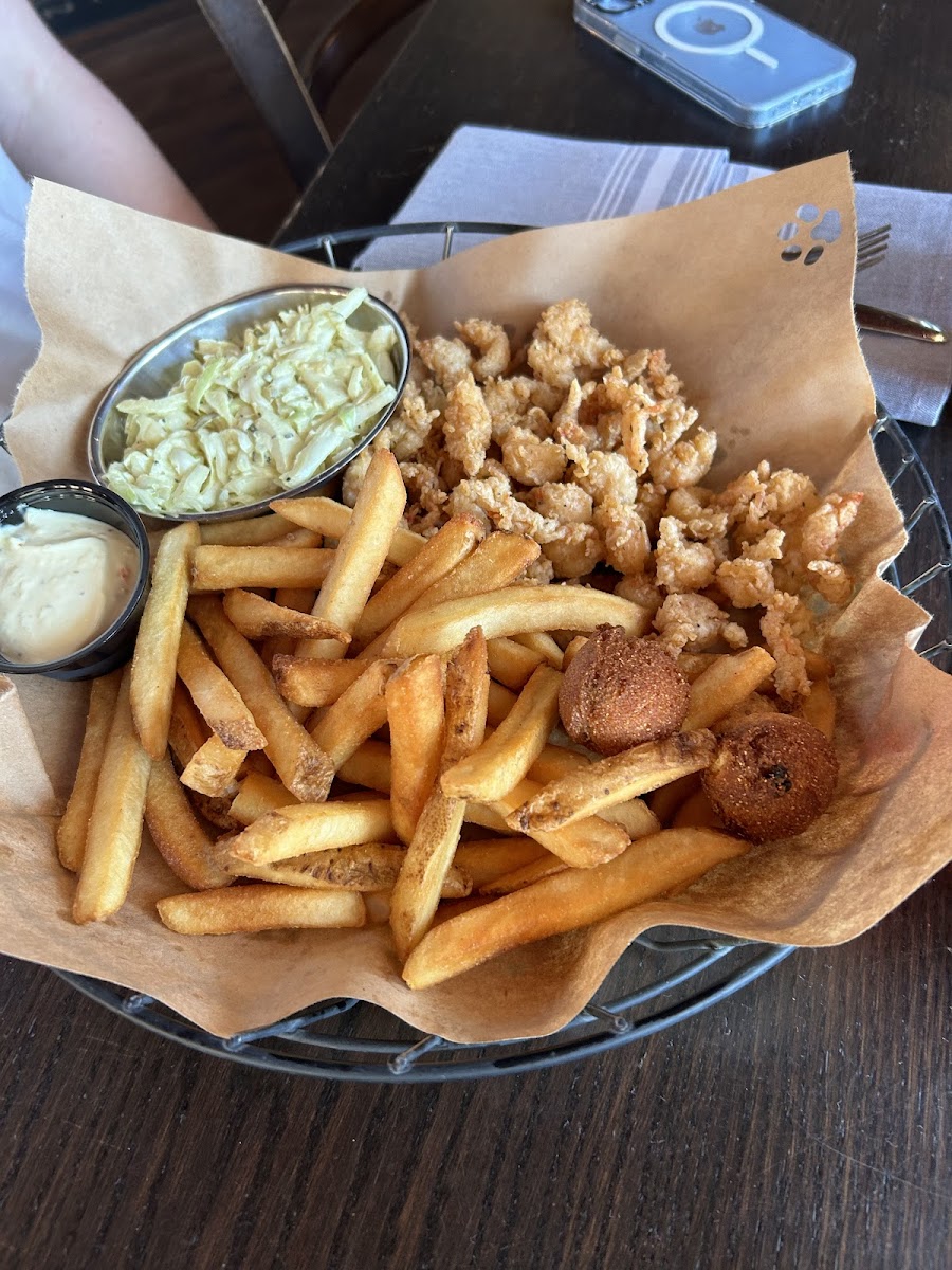 Boshamps Seafood and Oyster House Photo 8