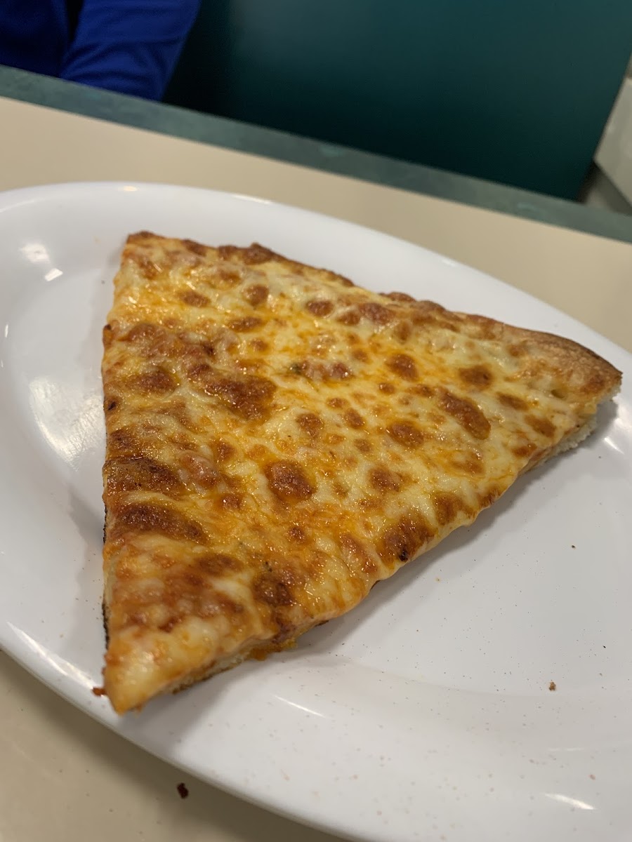 Riverside Pizzeria Photo 5