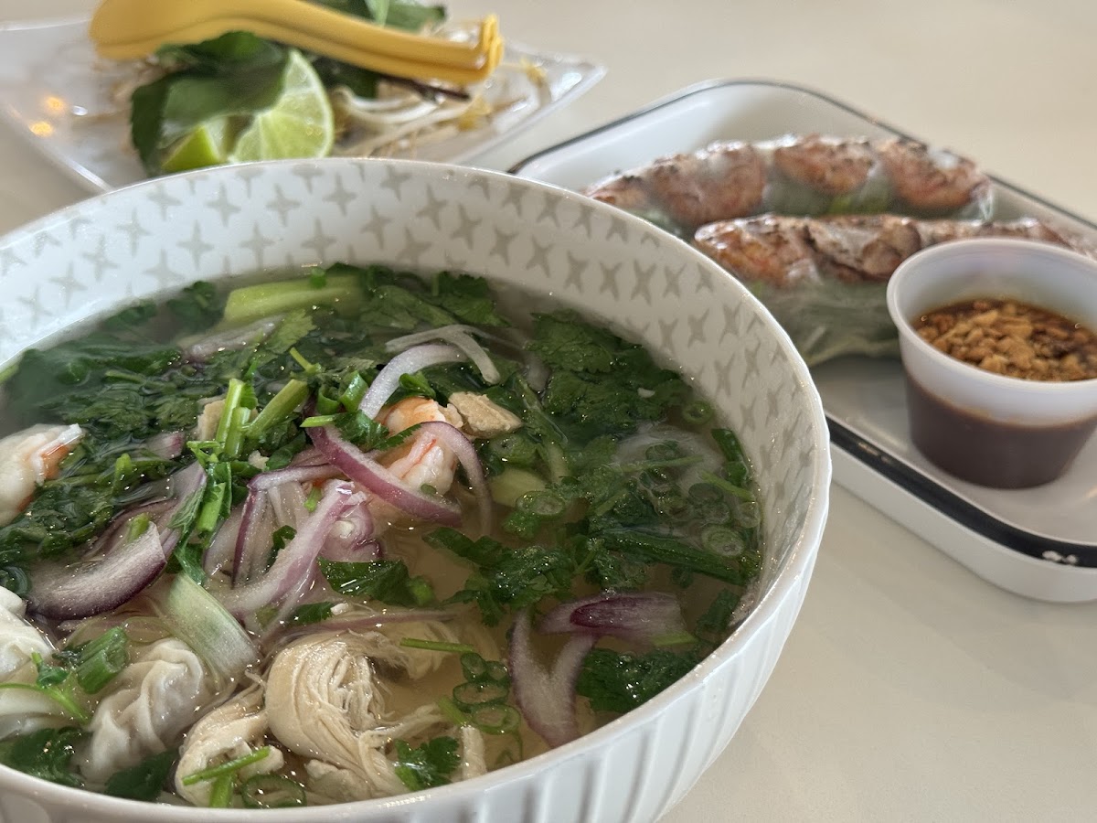 Pho Please Photo 3