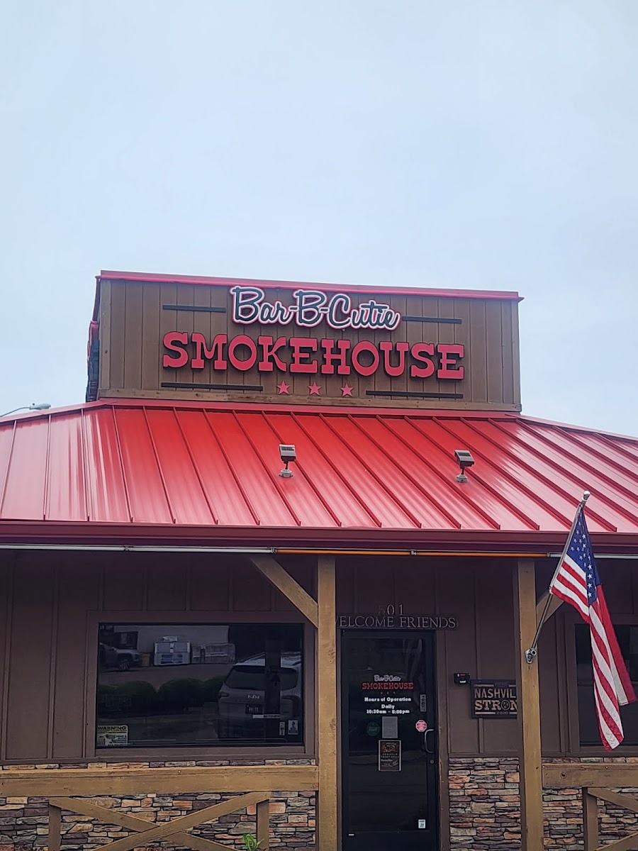 Bar-B-Cutie SmokeHouse