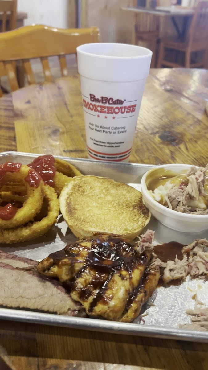 Bar-B-Cutie SmokeHouse Photo 2