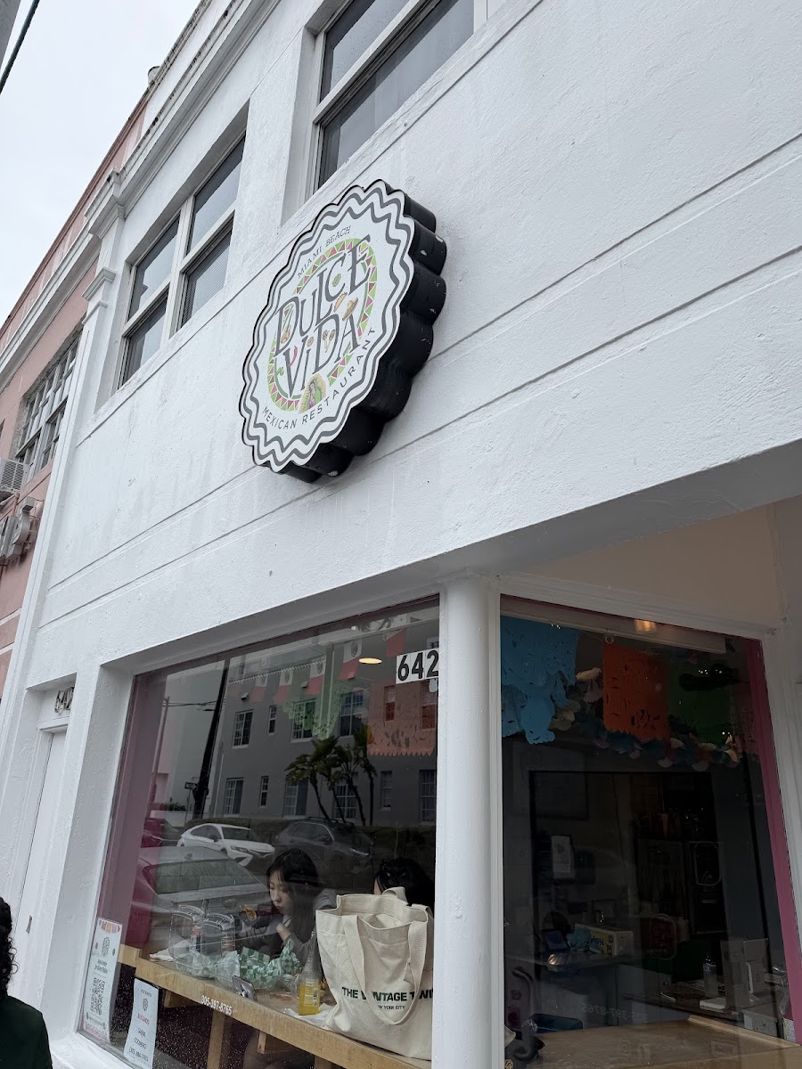 Dulce Vida Mexican Restaurant Photo 3