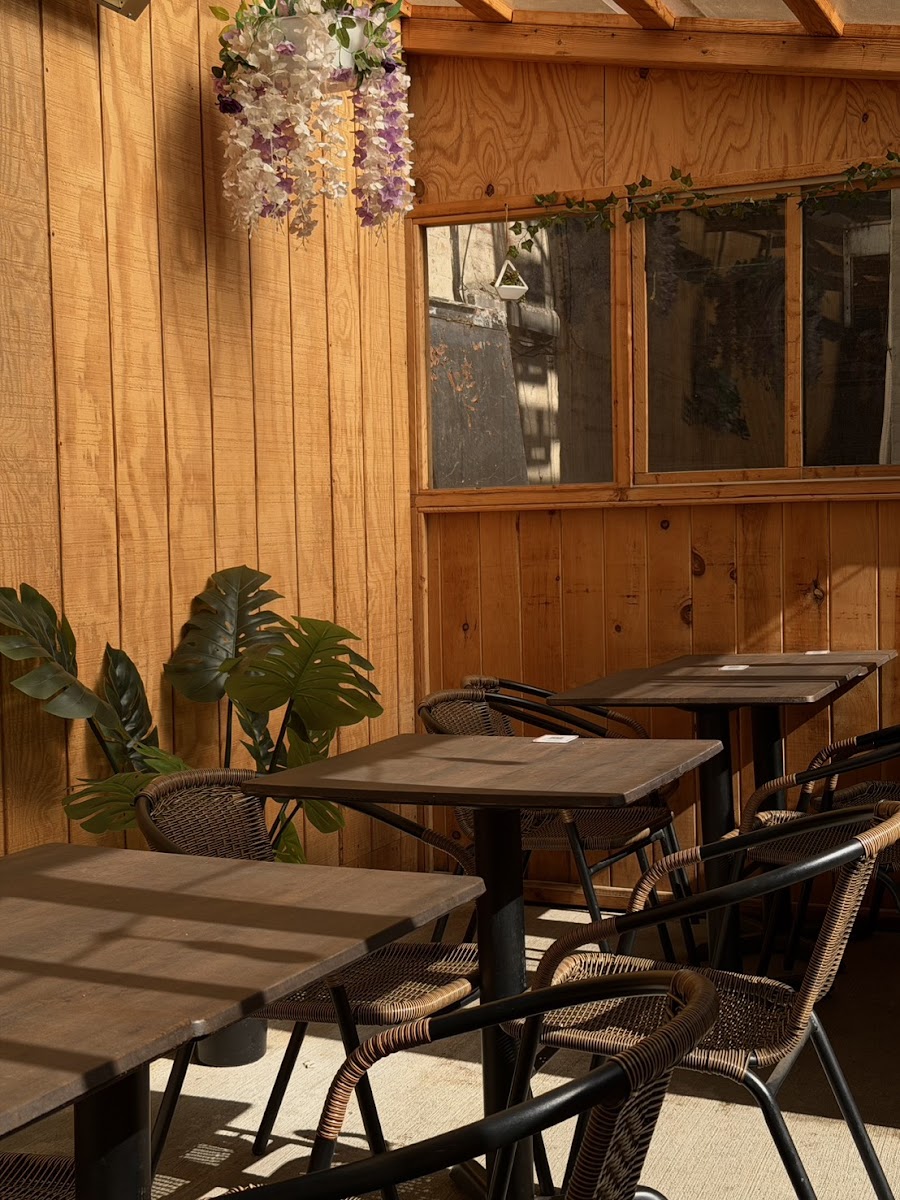 One More Charm Thai Restaurant Photo 3