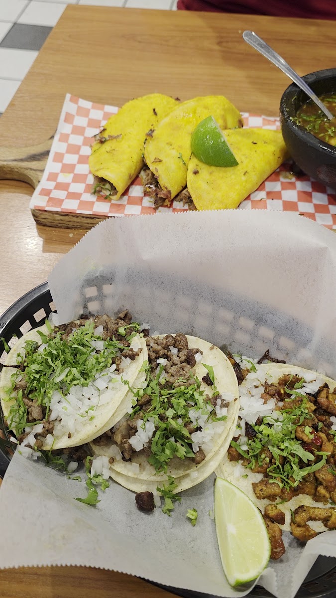 Cali Spartan Mexican Kitchen Photo 2