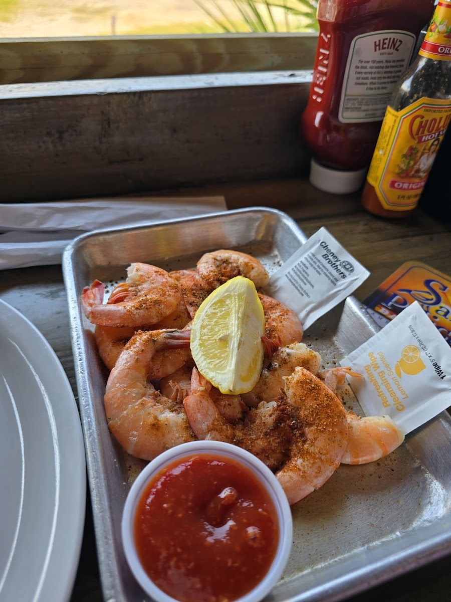 Salty Pelican Bar & Grill Photo 10