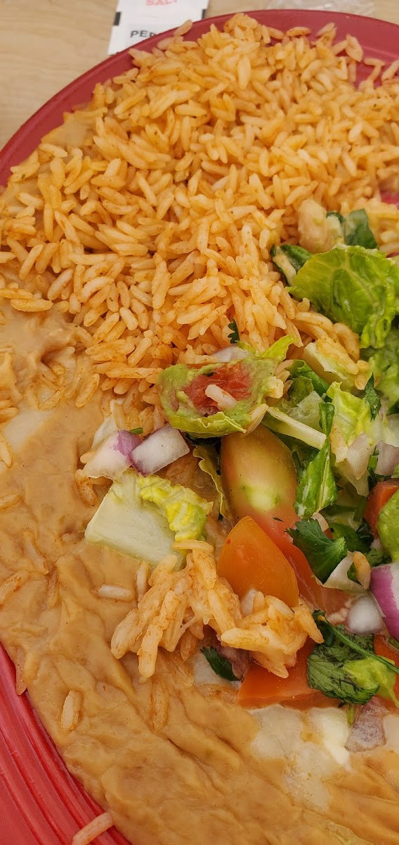 Salsa & Beer Photo 10