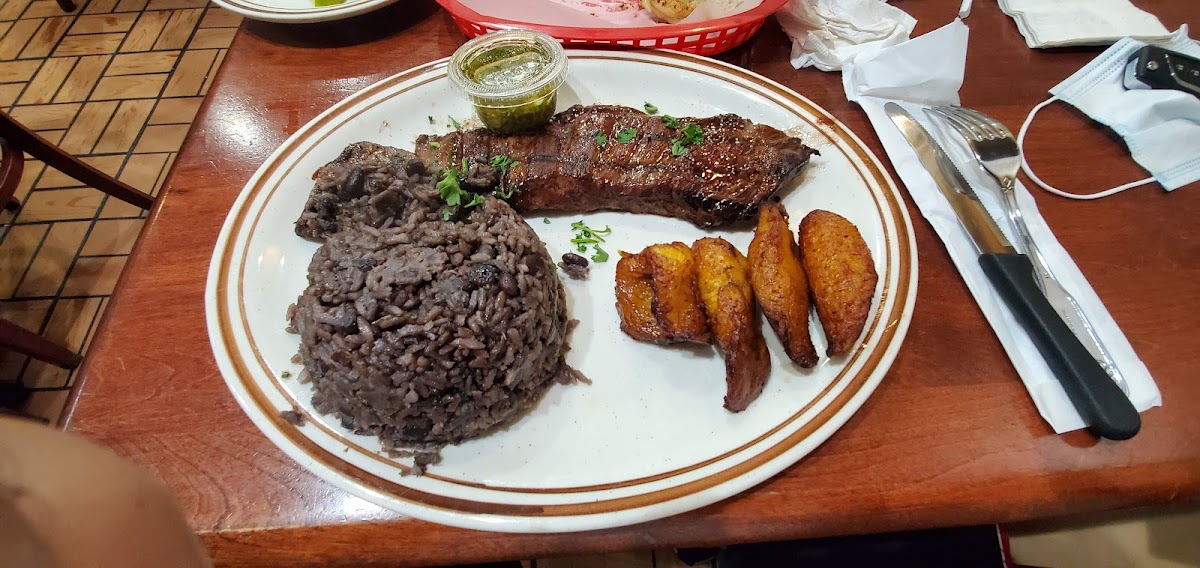 Caribe Restaurant Photo 5