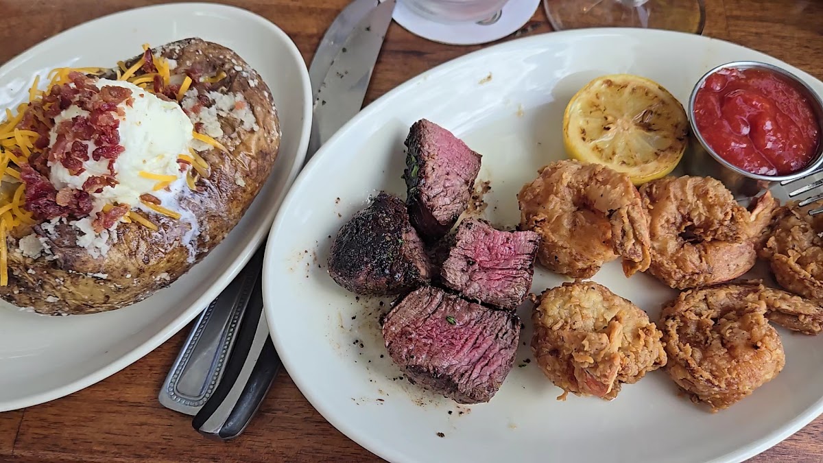 Malone's - Louisville Photo 2
