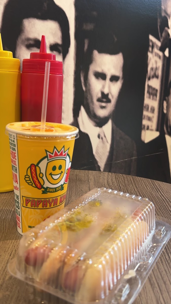 Papaya King Photo 2
