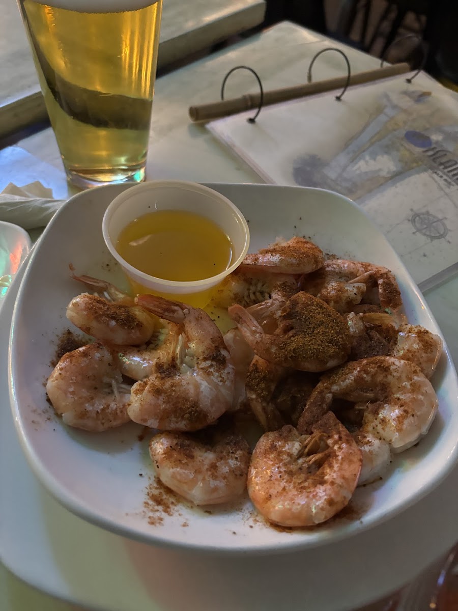 The Island Waterfront Bar and Grill Photo 4