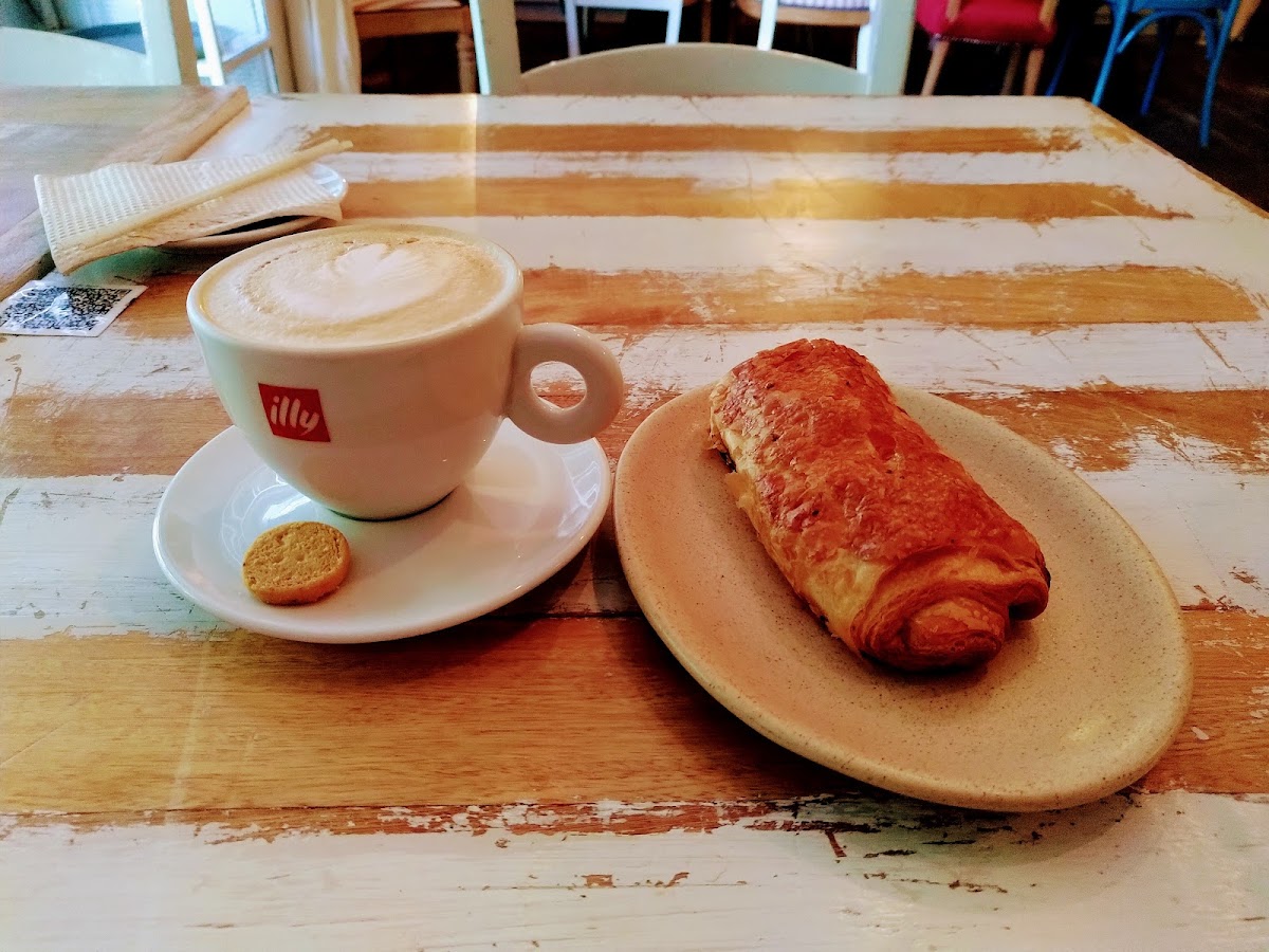 Café Toscano Photo 9
