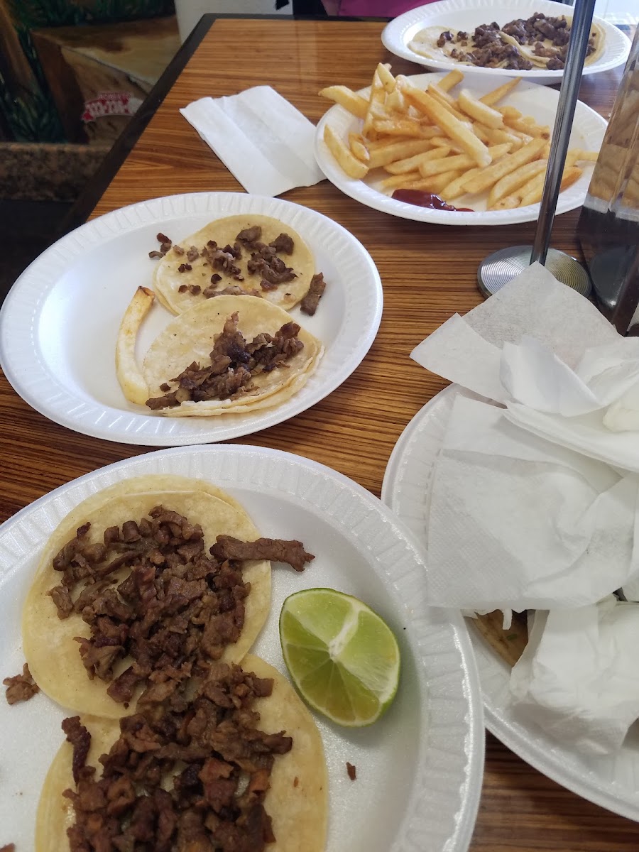 El Antojito Grill Photo 10