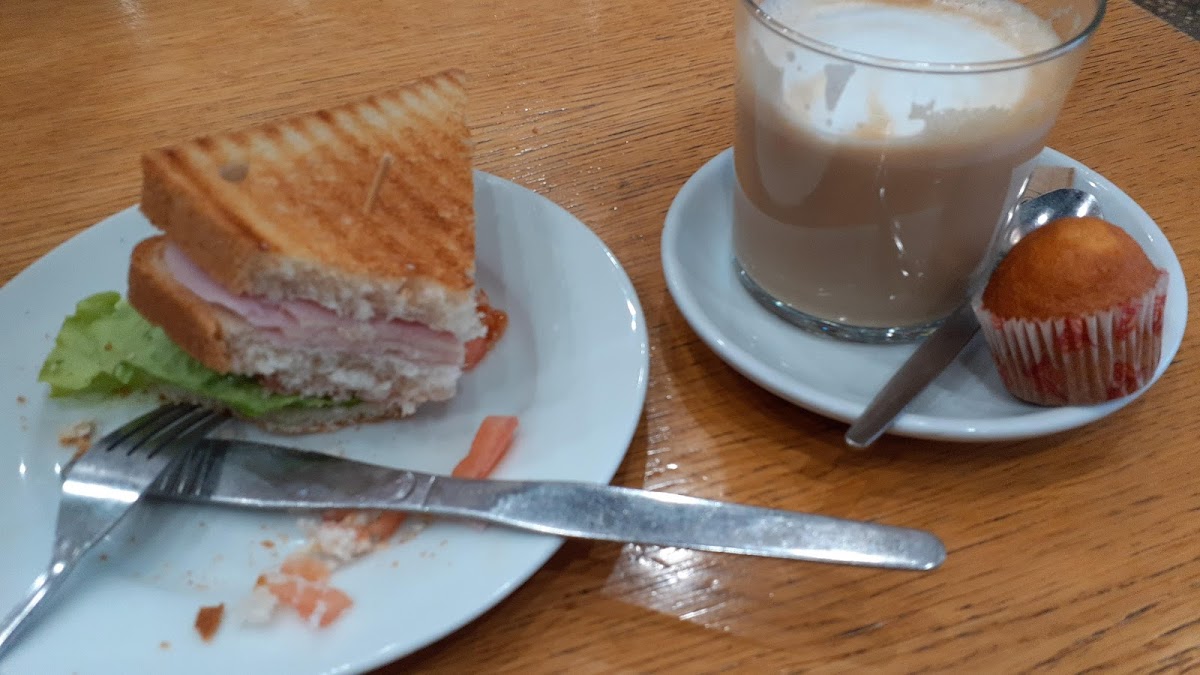 Route 33 Gourmet Photo 6