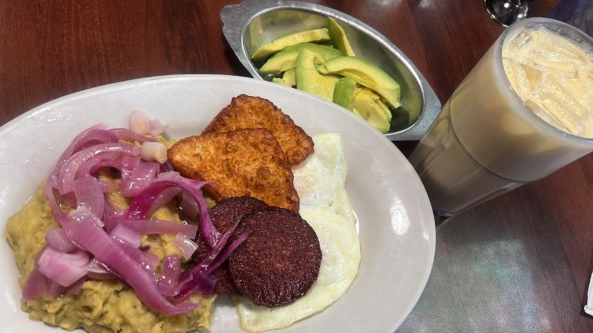 Mangu Cafe Restaurant Photo 3
