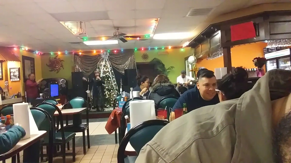 Taqueria & Restaurant El Sol De Mexico Photo 2
