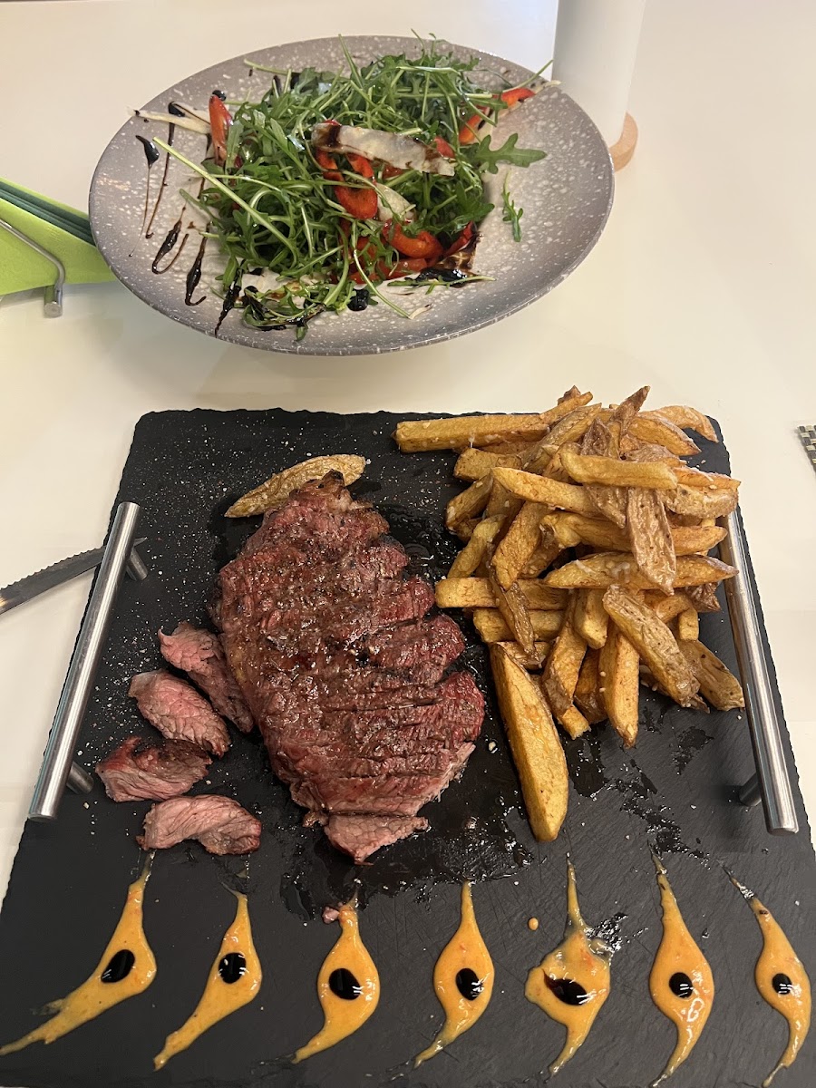 Ghergut's Angus Grill Photo 5