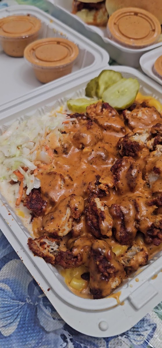 Sams hot chicken Photo 2