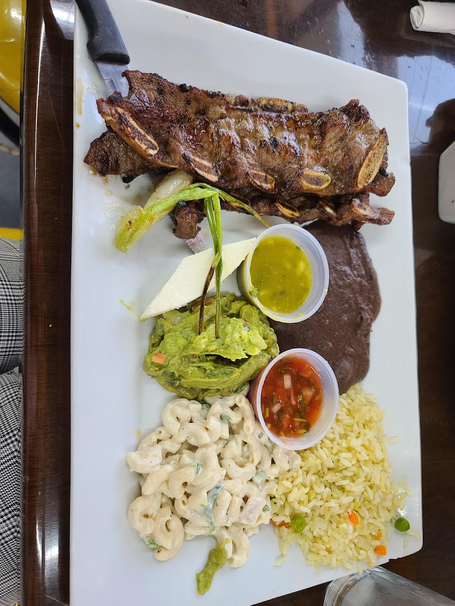 Los Churrascos Restaurant Photo 5