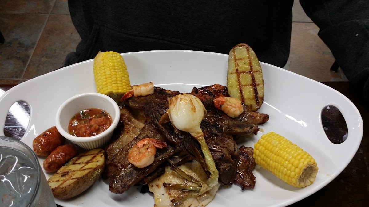 Los Churrascos Restaurant Photo 7