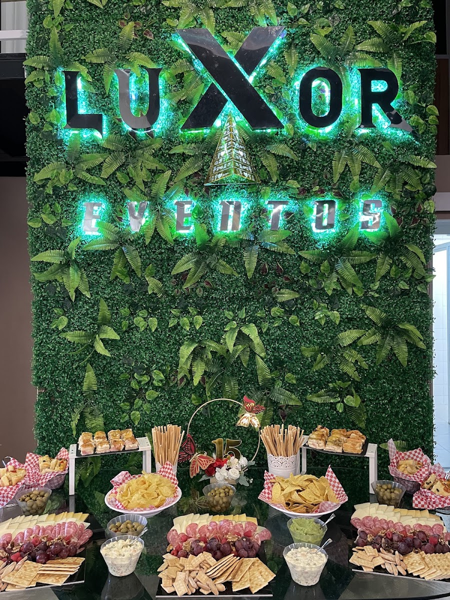 Bar Restaurant LUXOR Photo 4