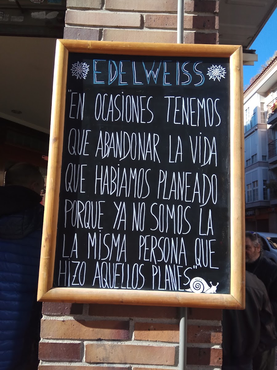 Edelweiss Cafetería Photo Menu 3