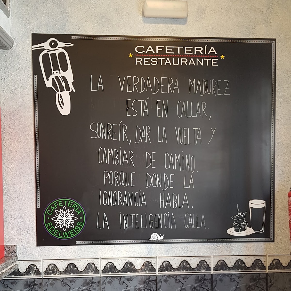 Edelweiss Cafetería Photo Menu 4