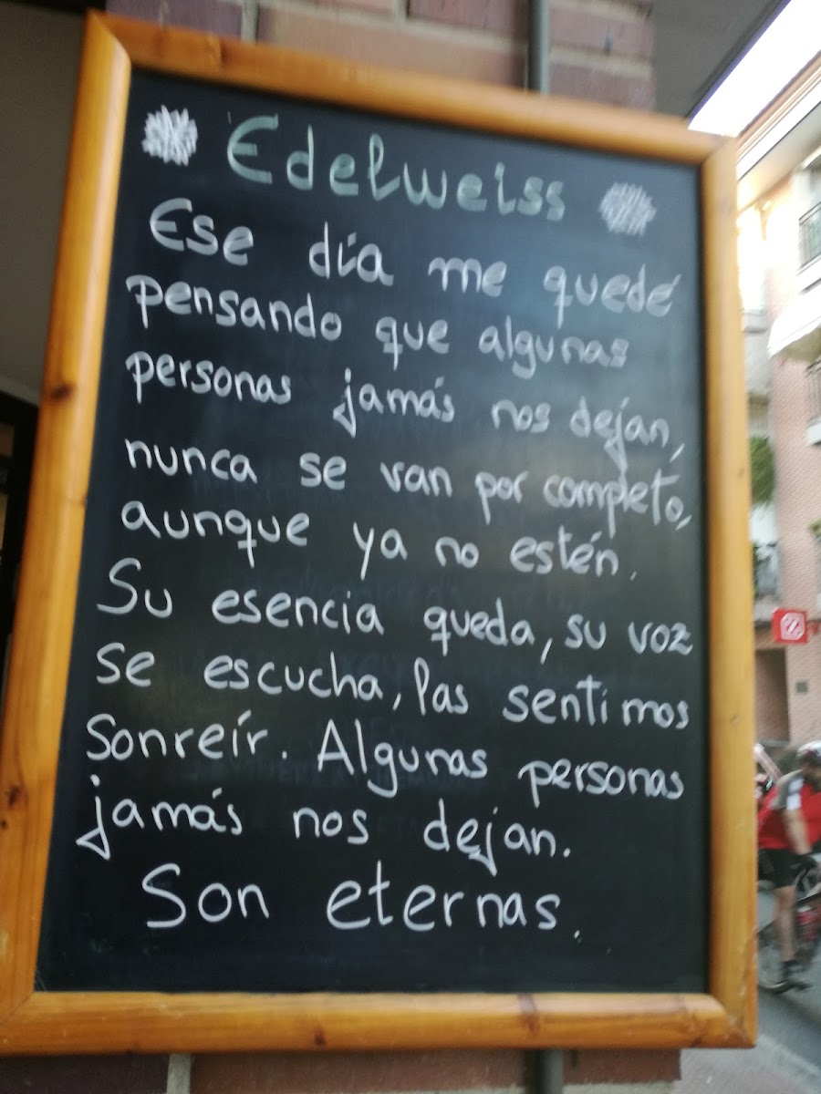 Edelweiss Cafetería Photo Menu 9