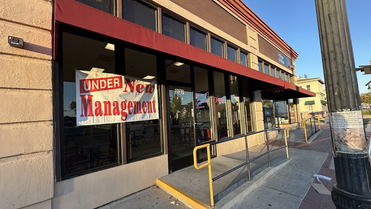 United Paleteria y Neveria - Manteca, Ca