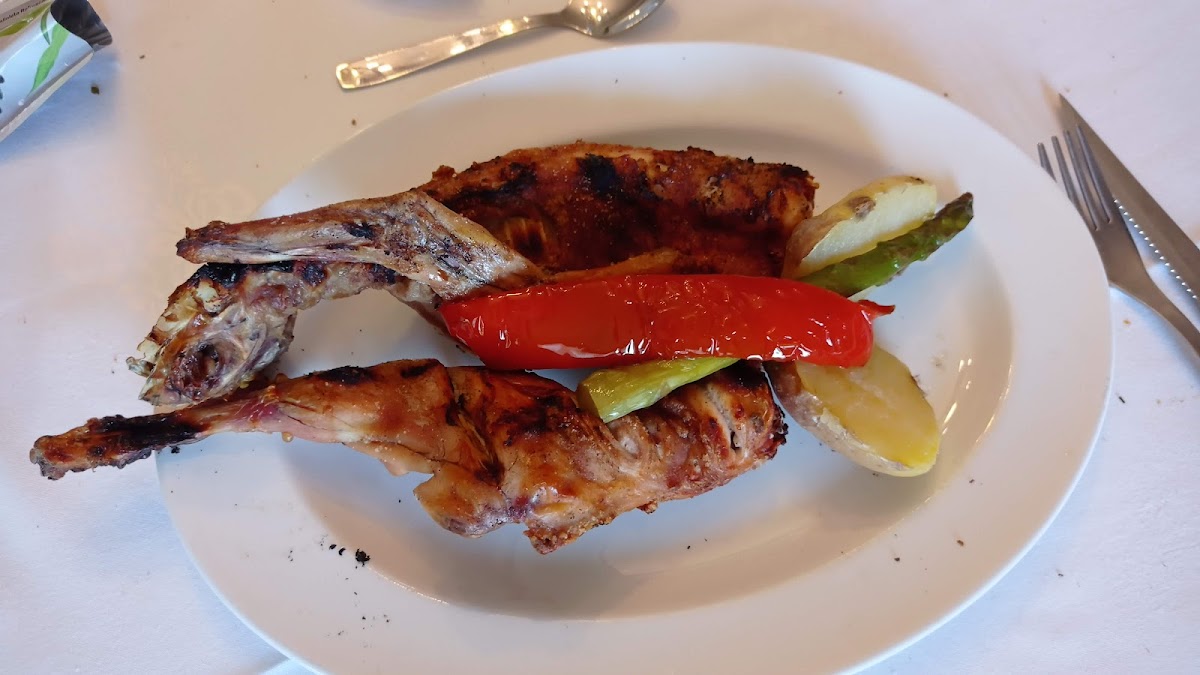 Restaurant Hostal Les Piques Photo 9